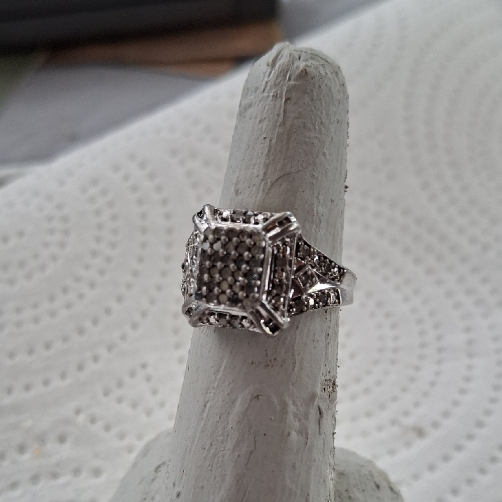Sterling DIAMOND Halo RING. .82 CTW